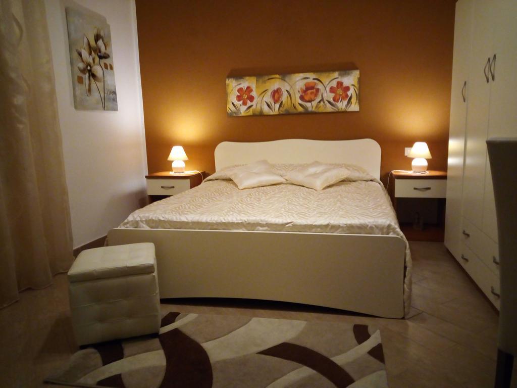 Bed and Breakfast L'Oasi Del Porto à Trapani Extérieur photo
